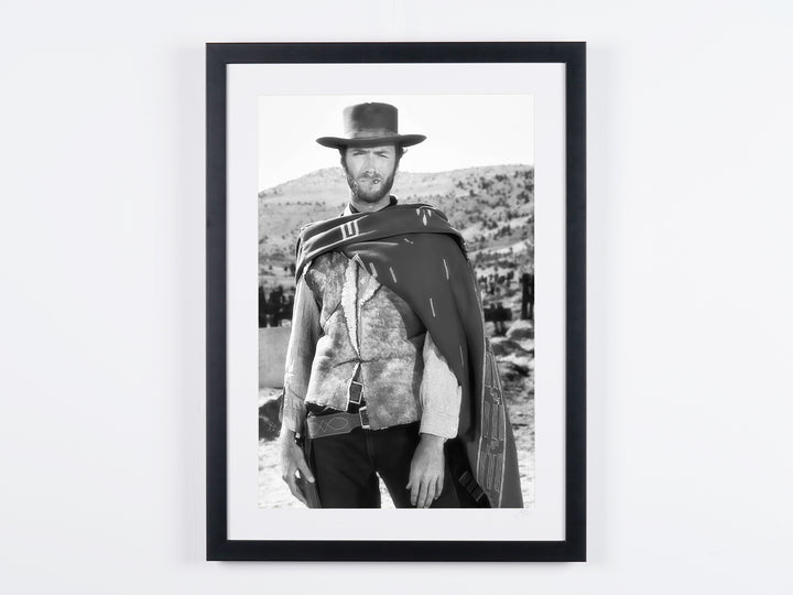 Le Bon, la Brute et le Truand (1966) — Clint Eastwood en « le Bon », portrait au poncho