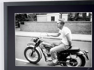  Steve McQueen on Triumph TR6 1966 