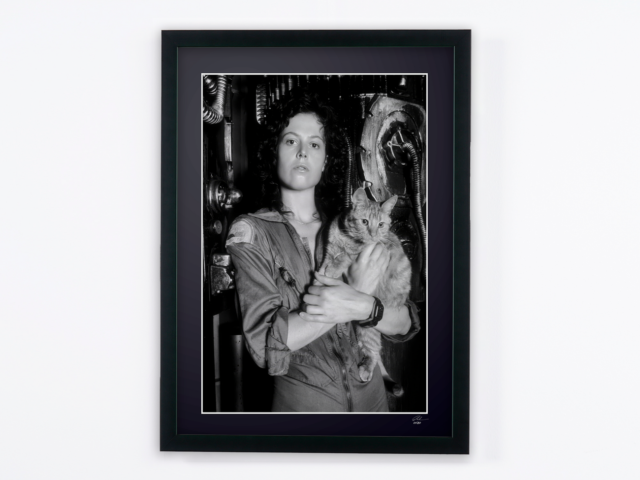 Kunstfoto van Sigourney Weaver in Alien, met de hand ingelijst — gelimiteerde oplage van 30 genummerde exemplaren.