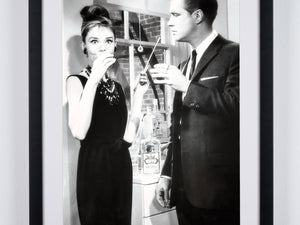  Breakfast at Tiffany's (1961) - George Peppard & Audrey Hepburn 
