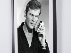  James Bond 007: Live And Let Die - Roger Moore as 007 