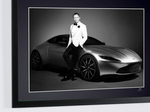 James Bond 007: Casino Royale - Daniel Craig as James Bond 007 - Strack Edition