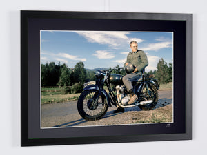 The Great Escape (1963) - Steve McQueen op de set, in een Triumph TR6