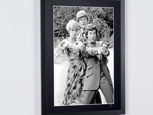 The New Avengers - Classic TV - Joanna Lumley, Gareth Hunt and Patrick Macnee