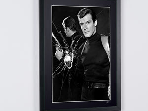 James Bond 007: Vivi e lascia morire, Roger Moore nel ruolo di James Bond 007