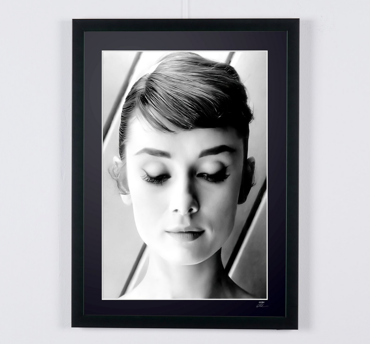 Photographie d’art de Audrey Hepburn dans Drôle de frimousse, encadrée à la main — édition limitée de 30 exemplaires numérotés.