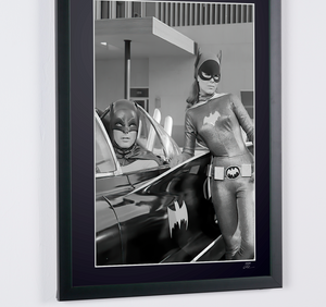Batman - Serie Clásica de TV - Adam West y Yvonne Graig con el Batmóvil (5)