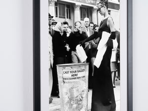  Breakfast at Tiffany's (1961) - Audrey Hepburn as Holly Golightly On Set 