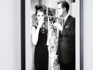  Breakfast at Tiffany's (1961) - George Peppard & Audrey Hepburn 