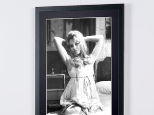  Brigitte Bardot 1957 - Marco de fotos - Starck Gallery