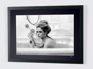  Brigitte Bardot 1964 - Marco de fotos - Starck Gallery