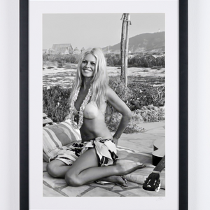  Brigitte Bardot - In Saint-Tropez - Fotolijst - Starck Gallery