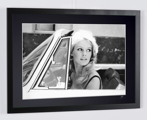  Brigitte Bardot - Renault Floride - Saint-Tropez 1959 - Fotolijst - Starck Gallery