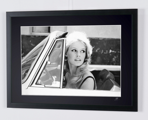  Brigitte Bardot - Renault Floride - Saint-Tropez 1959 - Fotolijst - Starck Gallery