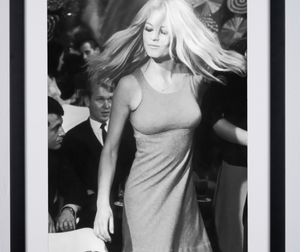  Brigitte Bardot - Two Weeks in September 1967 - Photo Frame - Starck Gallery