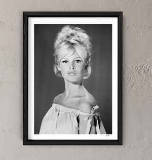 Brigitte Bardot - 1960 Studio Portrait (70x50 cm)