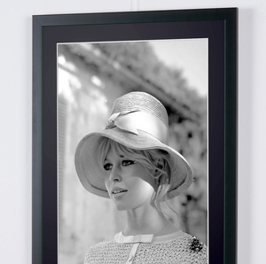 Brigitte Bardot - 1961 Chanel Had - Spoleto (Italia) 1961.