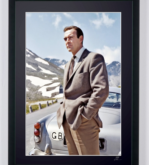 James Bond 007: Goldfinger - Sean Connery as James Bond 007 on Set - Starck Edition Exclusive