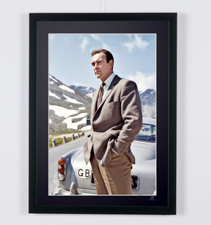 James Bond 007: Goldfinger - Sean Connery as James Bond 007 on Set - Starck Edition Exclusive