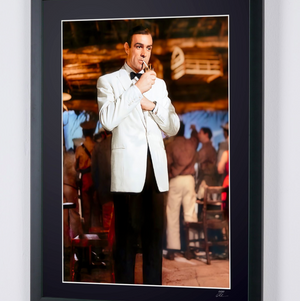 James Bond 007: Goldfinger - Sean Connery in Classic White Tuxedo