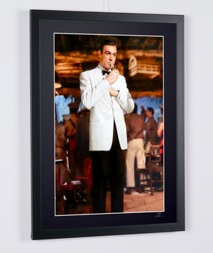 James Bond 007: Goldfinger - Sean Connery in Classic White Tuxedo