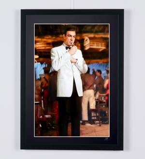 James Bond 007: Goldfinger - Sean Connery in Classic White Tuxedo