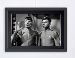 Leonard Nimoy & DeForest Kelley. - Star Trek 1968