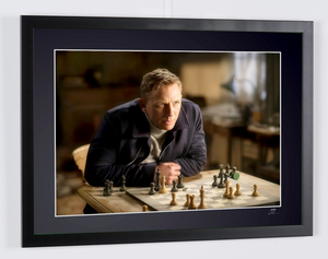 James Bond 007: Spectre, Daniel Craig (James Bond) playing chess