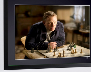 James Bond 007: Spectre, Daniel Craig (James Bond) playing chess