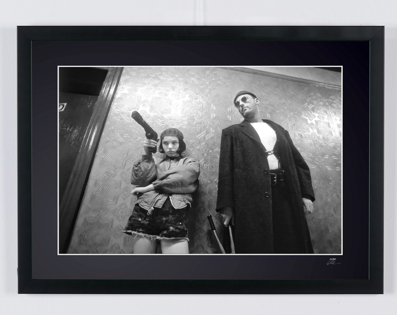 Fotografía de arte de Natalie Portman en Léon, enmarcada a mano — edición limitada de 30 ejemplares numerados.