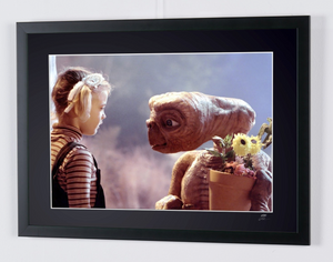 E.T. the Extra-Terrestrial (1982) -9 Gertie (Drew Barrymore) kisses E.T