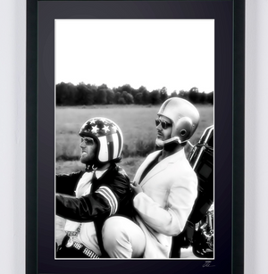 Easy Rider (1969) - Jack Nicholson nel ruolo di George Hanson e Peter Fonda nel ruolo di Wyatt