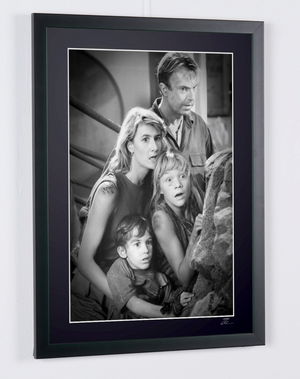 Jurassic Park: Sam Neill y Joseph Mazzello, y las actrices Laura Dern y Ariana Richards.  Enmarcado, 70 x 50 cm