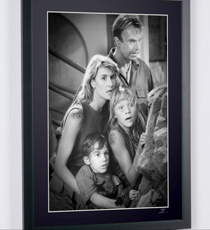 Jurassic Park: Sam Neill y Joseph Mazzello, y las actrices Laura Dern y Ariana Richards.  Enmarcado, 70 x 50 cm