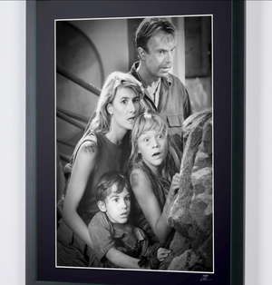 Jurassic Park: Sam Neill y Joseph Mazzello, y las actrices Laura Dern y Ariana Richards.  Enmarcado, 70 x 50 cm