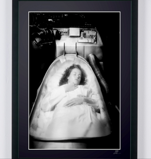 ALIEN 1979 - Sigourney Weaver as Ellen Ripley - Photograph, Luxury Wooden Frame, 70x50 cm