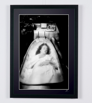 ALIEN 1979 - Sigourney Weaver as Ellen Ripley - Photograph, Luxury Wooden Frame, 70x50 cm