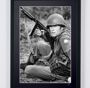 Gli eroi di Kelly (1970) - Clint Eastwood nei panni del soldato Kelly sul set