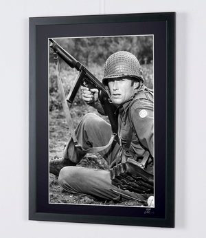 Gli eroi di Kelly (1970) - Clint Eastwood nei panni del soldato Kelly sul set