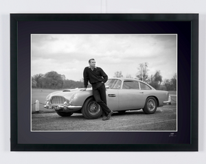 Sean Connery & Aston Martin DB5 - James Bond 007: Goldfinger 1964