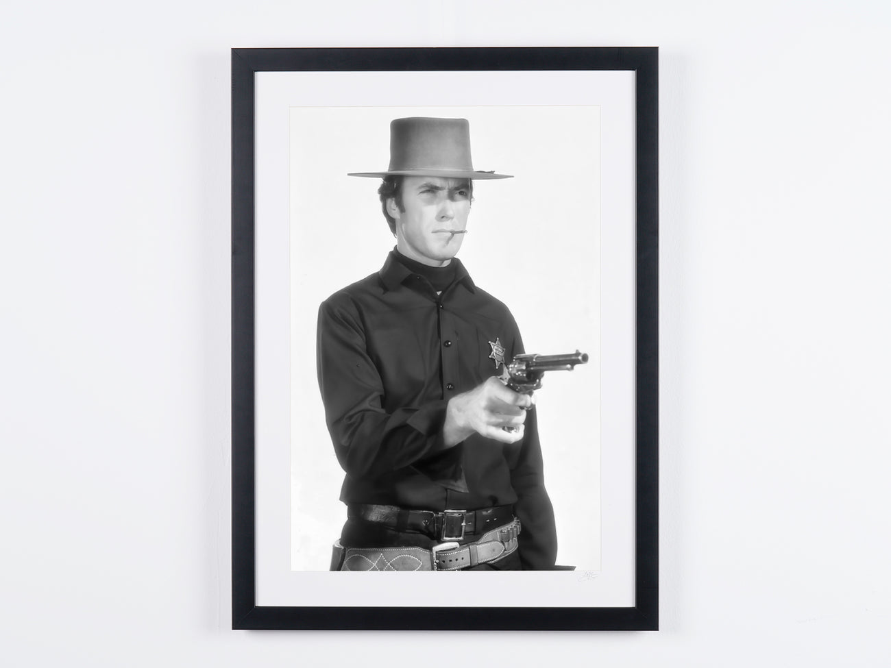 Photographie d’art de Clint Eastwood dans Hang 'Em High, encadrée à la main — édition limitée de 30 exemplaires numérotés.