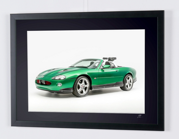 Meurs un autre jour (2002) — la Jaguar XKR (5)