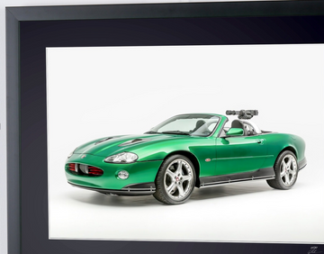 Meurs un autre jour (2002) — la Jaguar XKR (6)