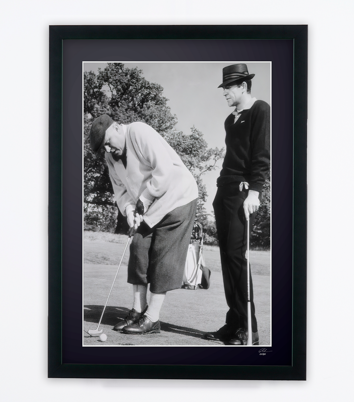 Photographie d’art de Sean Connery dans Goldfinger, encadrée à la main — édition limitée de 30 exemplaires numérotés.