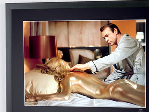 James Bond 007: Goldfinger – Sean Connery & Shirley Eaton am Set – Starck Edition Exclusive