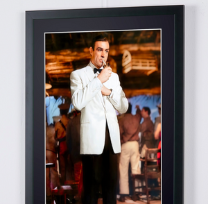 James Bond 007: Goldfinger - Sean Connery in Classic White Tuxedo 
