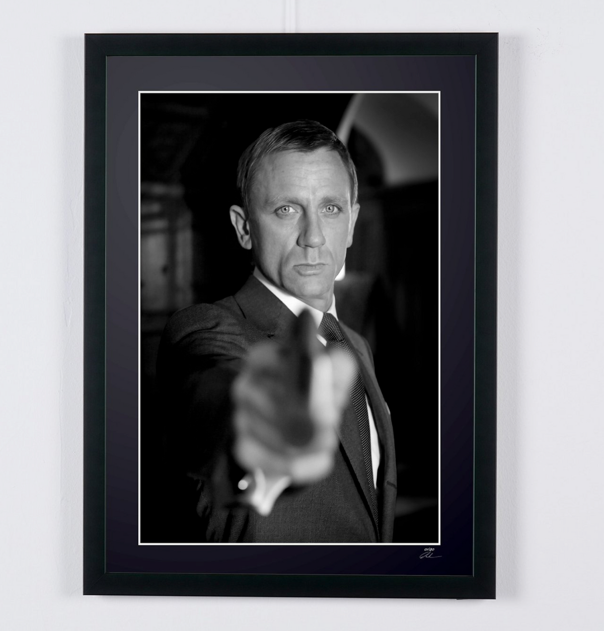 Photographie d’art de Daniel Craig dans Quantum of Solace, encadrée à la main — édition limitée de 30 exemplaires numérotés.