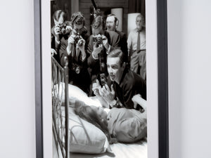  James Bond 007: Thunderball - Luciana Paluzzi as Fiona pose for Press Photographers 1965 