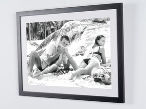  James Bond 007: Thunderball - Sean Connery and Claudine Auger 