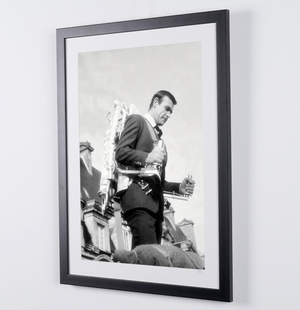  James Bond 007: Thunderball - Sean Connery as James Bond 007 on his Jet Pack 